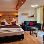 Gaestehaus Holzer Kreuz - 