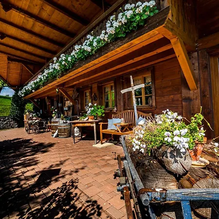 Apartmán Gaestehaus Holzer Kreuz - 
