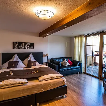 Apartamento Gaestehaus Holzer Kreuz - 