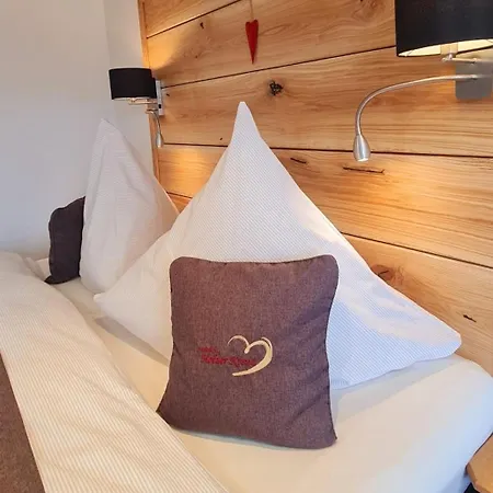 Apartmán Gaestehaus Holzer Kreuz - 